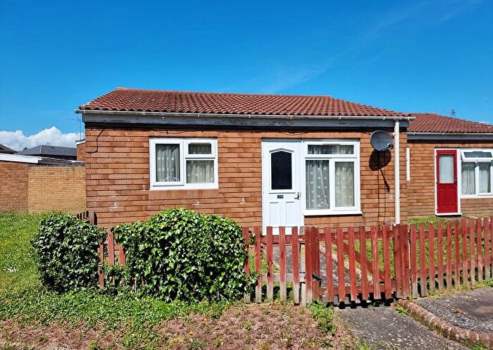 1 Bedroom Semi Detached Bungalow For Sale In James Close, Gosport, PO13
