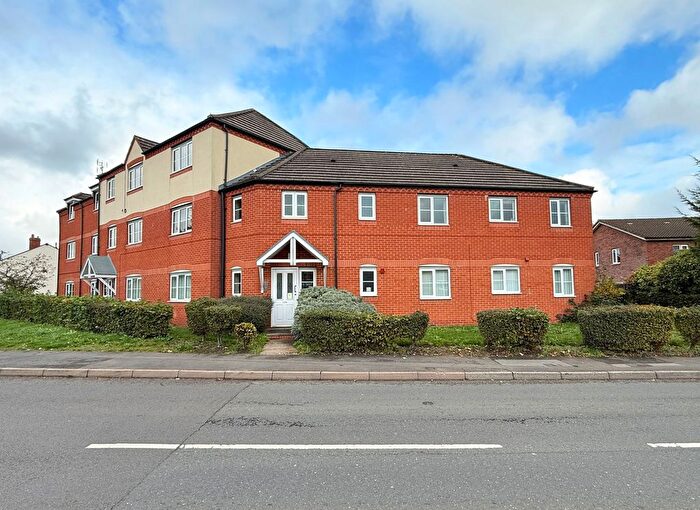 2 Bedroom Flat For Sale In Yardley Wood Road, Birmingham, B14