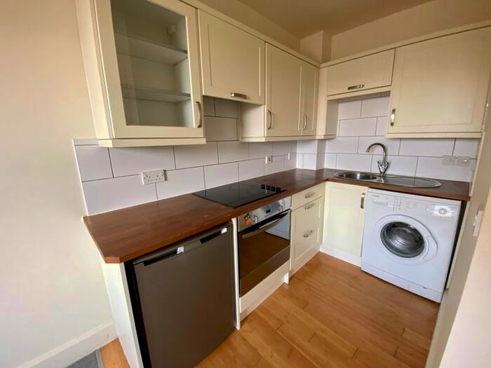 1 Bedroom Property To Rent In Smedley Street, Matlock DE4