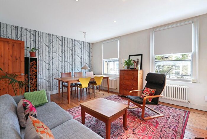 1 Bedroom Flat For Sale In Flaxman Road, London, SE5