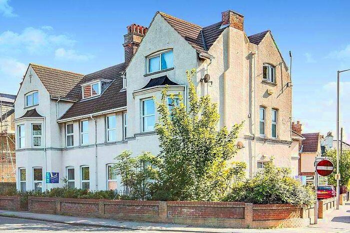 1 Bedroom Flat To Rent In Kensington Road, Lowestoft, NR33