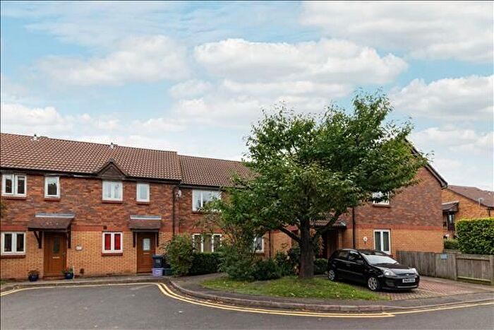 1 Bedroom Flat To Rent In North Road, Wimbledon, SW19