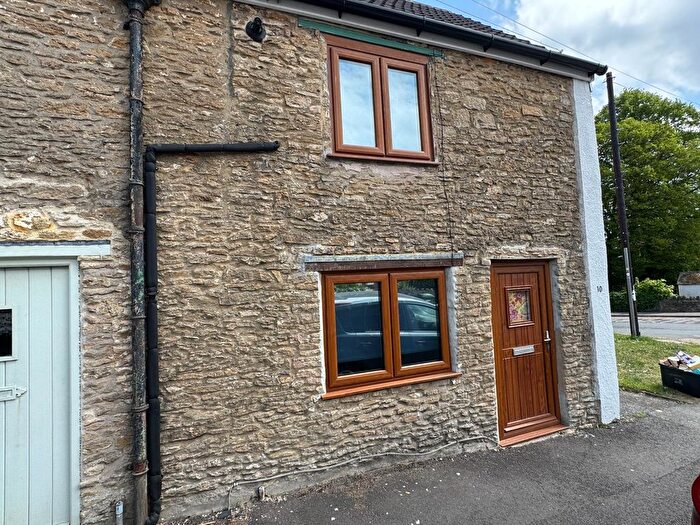 2 Bedroom End Of Terrace House To Rent In Alexandra Road, Frome, BA11