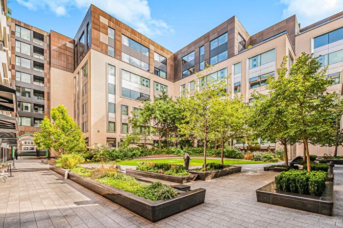 1 Bedroom Flat To Rent In Rathbone Square, Rathbone Place, London, W1T