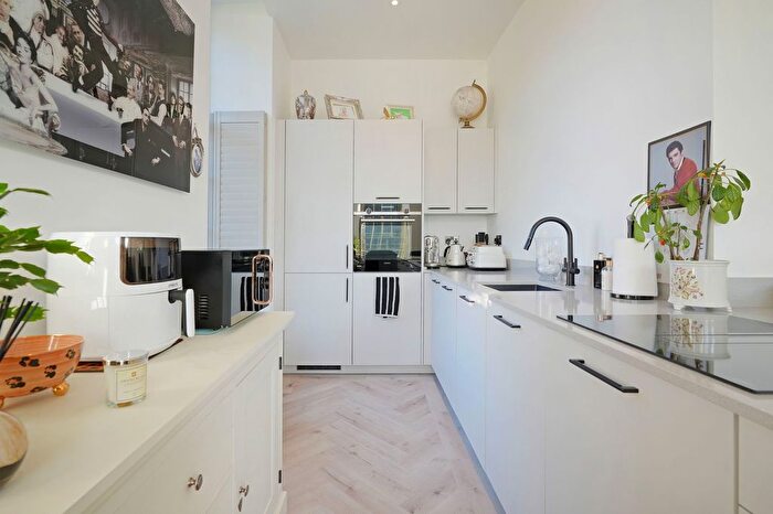 1 Bedroom Flat For Sale In Firbeck Hall, Firbeck, S81