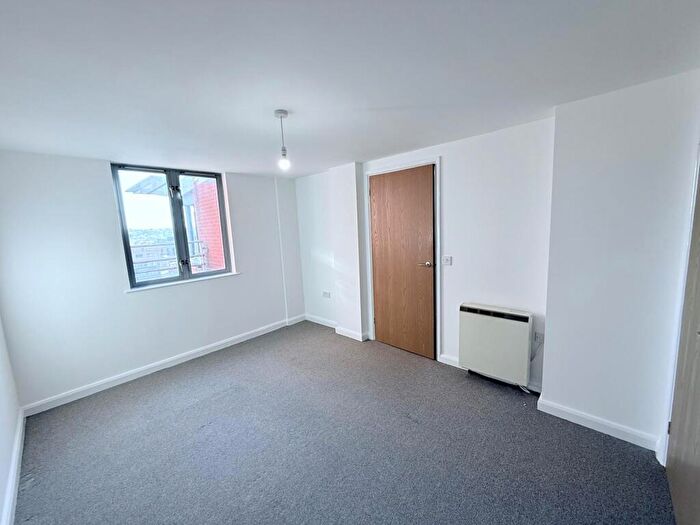 1 Bedroom Flat To Rent In Sheridan Court, Nottingham, NG1