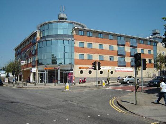 2 Bedroom Apartment To Rent In Commodore Court, Bar Lane, Aspley, Nottingham, NG8