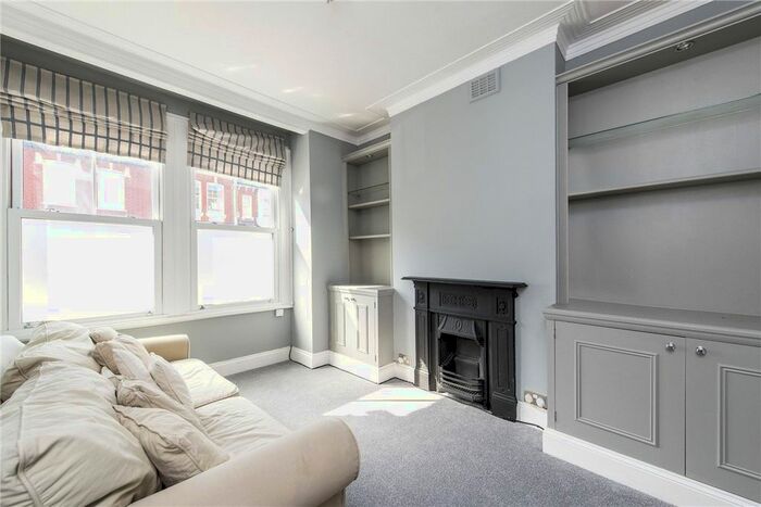 2 Bedroom Flat To Rent In Colehill Lane, London, SW6
