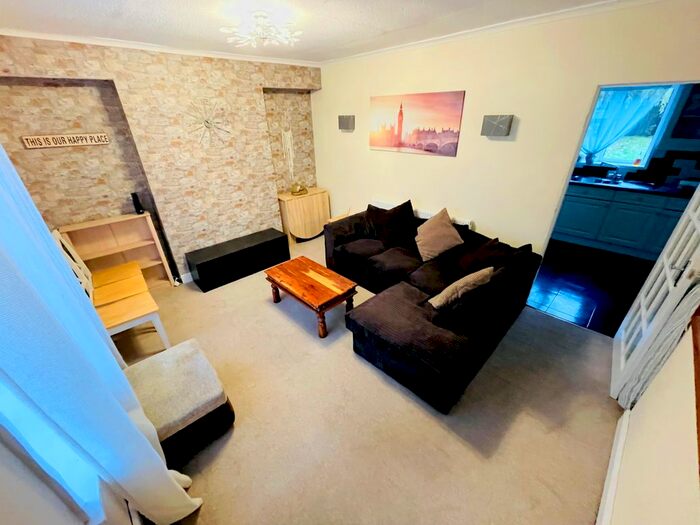 3 Bedroom Terraced House To Rent In Tenbury Crescent, Nottingham NG8