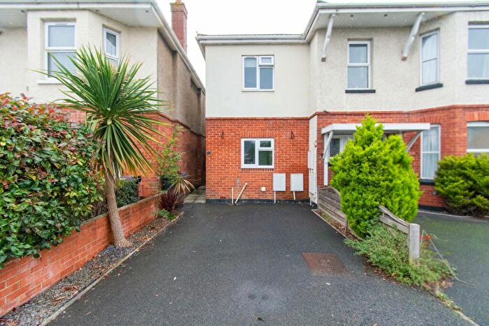 2 Bedroom Semi-Detached House To Rent In Bed House On Coombe Avenue, BH10