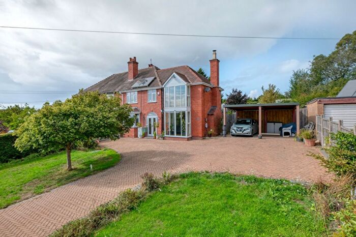 4 Bedroom Semi-Detached House For Sale In Victoria Road, Dodford, B61