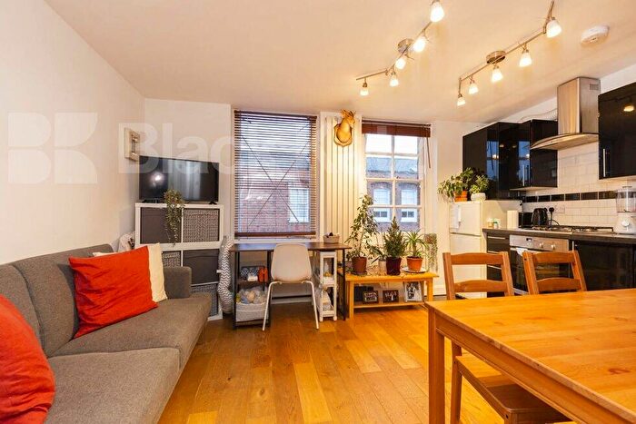 1 Bedroom Flat To Rent In Paget Street, Angel, EC1V