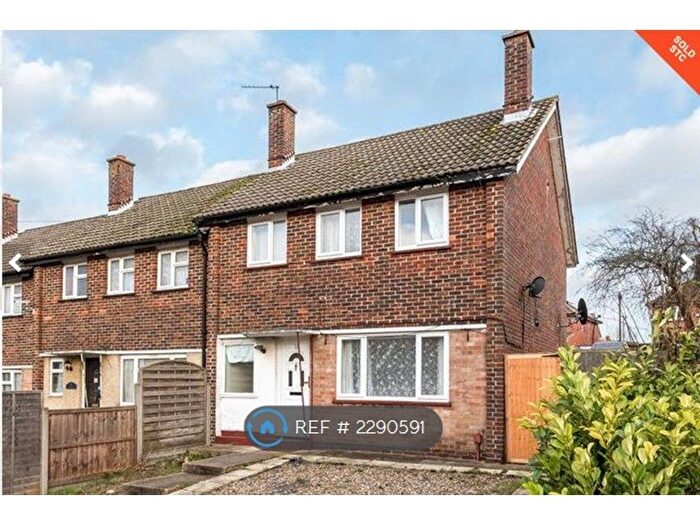 3 Bedroom End Of Terrace House To Rent In Frimley Crescent, New Addington, Croydon, CR0