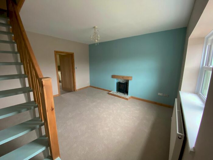 3 Bedroom Semi-Detached House To Rent In Rhosmaen, Llandeilo SA19