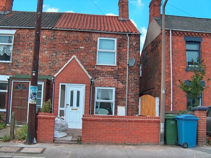 2 Bedroom Terraced House To Rent In Cobwell Road, Retford, DN22