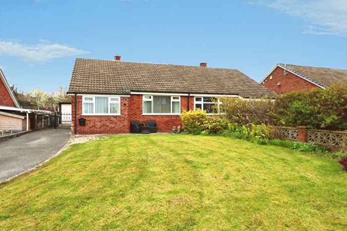 2 Bedroom Bungalow For Sale In Heath Avenue, Killamarsh, Sheffield, Derbyshire, S21