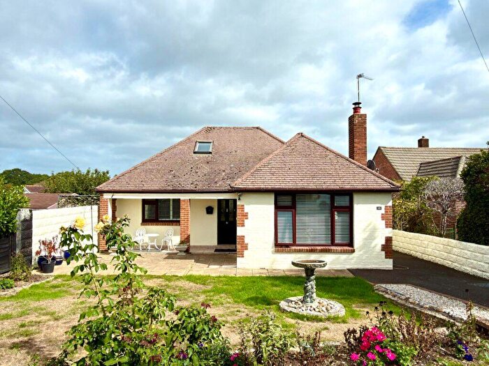 2 Bedroom Detached Bungalow For Sale In Green Lane, Bournemouth, BH10