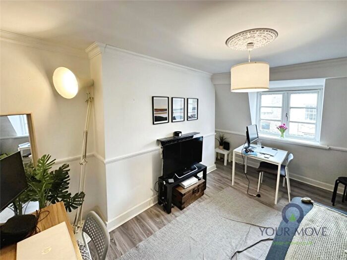 1 Bedroom Flat To Rent In Leather Lane, London, EC1N