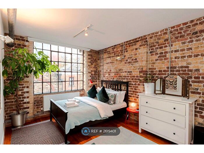 1 Bedroom Flat To Rent In Warehouse Conversion, London, SE1