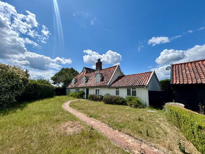 4 Bedroom Detached House To Rent In Freston, IP9