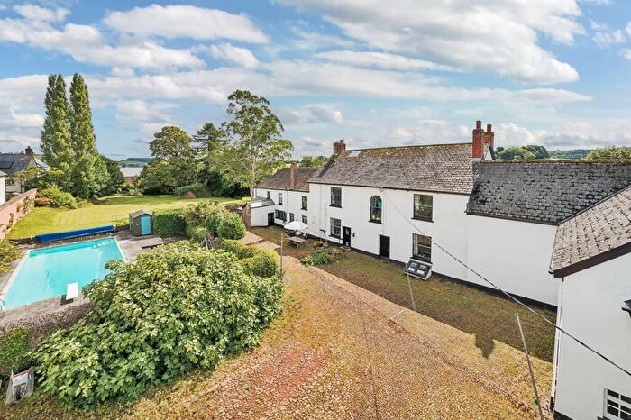 6 Bedroom Semi-Detached House For Sale In Back Lane, Sandford, EX17