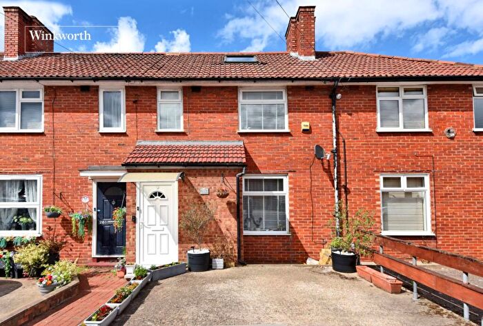 3 Bedroom Terraced House For Sale In Middleton Road, Carshalton, SM5