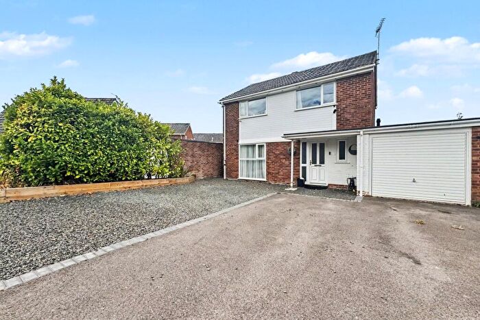 4 Bedroom Detached House For Sale In Ferndown, BH22