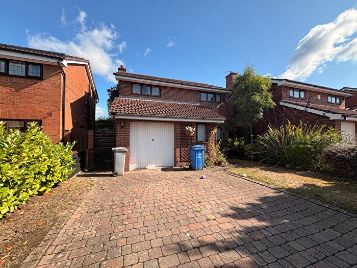 3 Bedroom Detached House To Rent In Hickton Drive, Altrincham, WA14