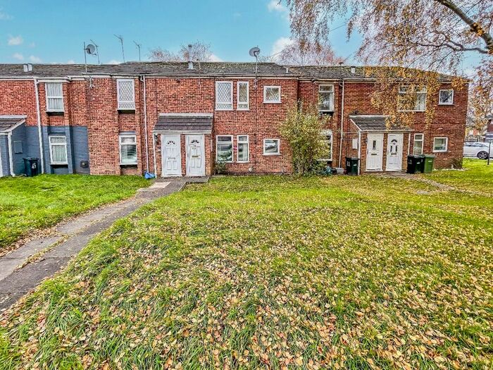 1 Bedroom Flat To Rent In Gordon Crescent, Brierley Hill DY5