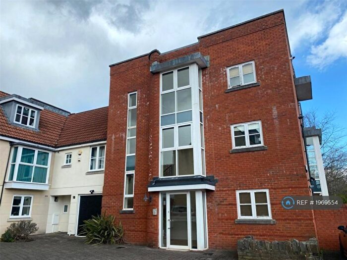 1 Bedroom Flat To Rent In Strathearn Drive, Bristol, BS10