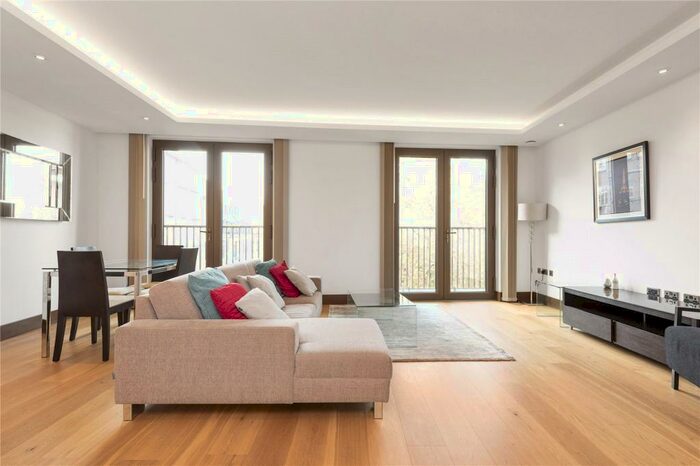 2 Bedroom Apartment To Rent In St. Dunstans House, - Fetter Lane, Chancery Lane, London, EC4A