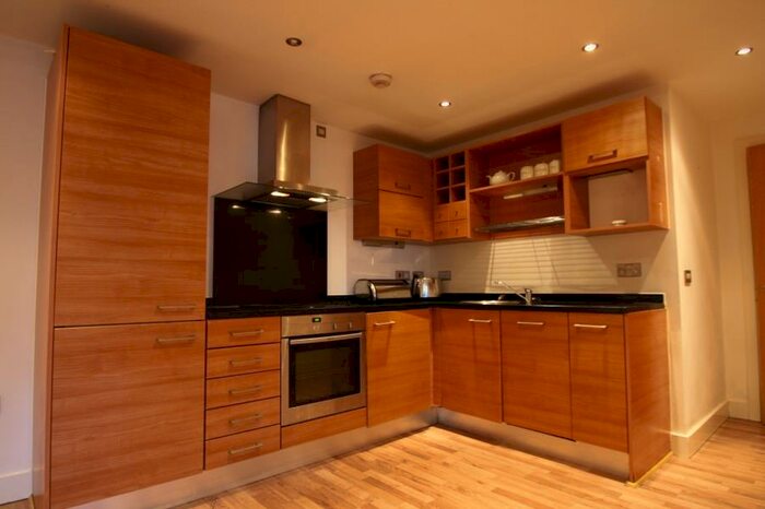 2 Bedroom Apartment To Rent In La Salle, Leeds Dock, LS10