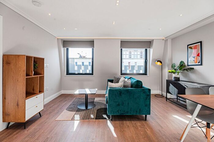 1 Bedroom Flat For Sale In Goldhawk Road, Shepherds Bush Green, W12