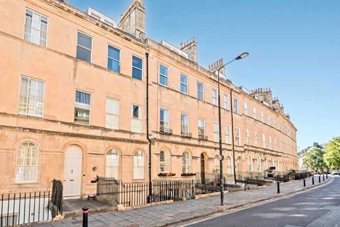 3 Bedroom Maisonette To Rent In Henrietta Street, Bath, BA2