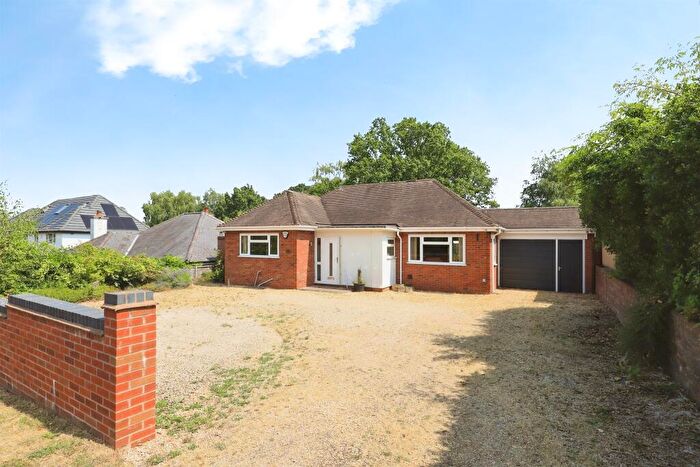 3 Bedroom Detached Bungalow For Sale In St. Johns Avenue, Kidderminster, DY11