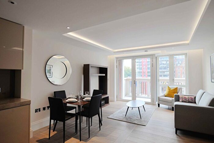 1 Bedroom Flat To Rent In Arundel Street, London, WC2R