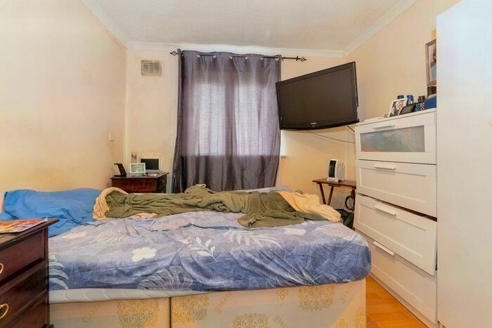 1 Bedroom Flat For Sale In Flat, Brunel House, Harrow Road, London, NW10