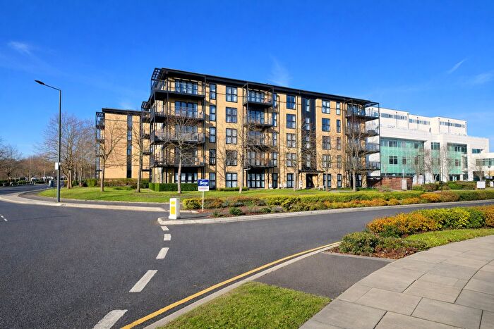 2 Bedroom Flat For Sale In Bessemer Road, Welwyn Garden City, AL7