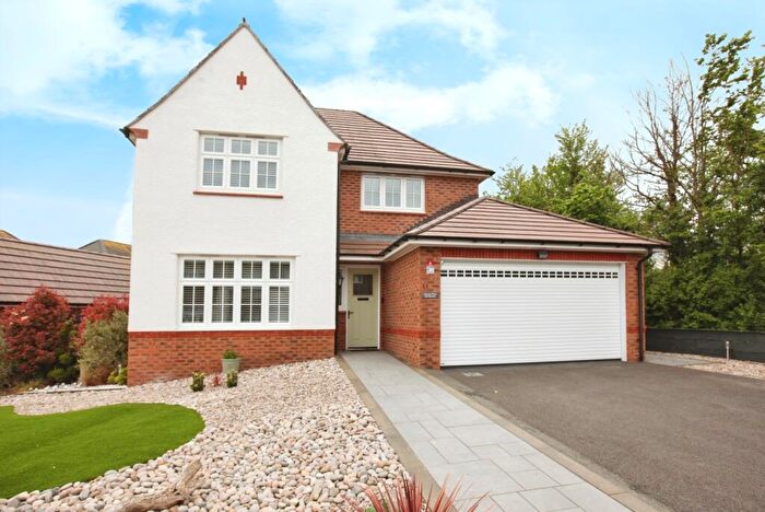 4 Bedroom Detached House For Sale In Avocet Place, Dawlish, Devon, EX7