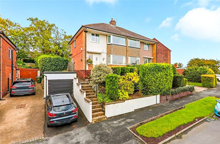 3 Bedroom Semi Detached House For Sale In Moseley Wood Drive, Cookridge, Leeds, LS16