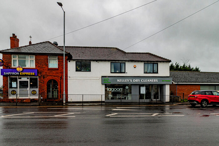 2 Bedroom Flat To Rent In Broken Cross, Macclesfield, SK11