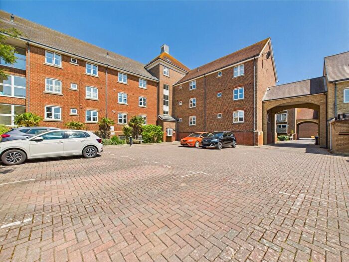 2 Bedroom Flat To Rent In Sussex Wharf, Shoreham-by-Sea, BN43