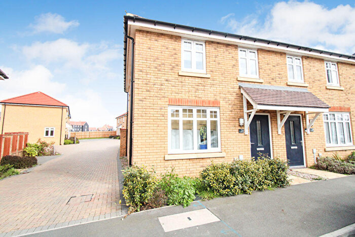 3 Bedroom Semi Detached House For Sale In Crane Lane, Wixams, MK42