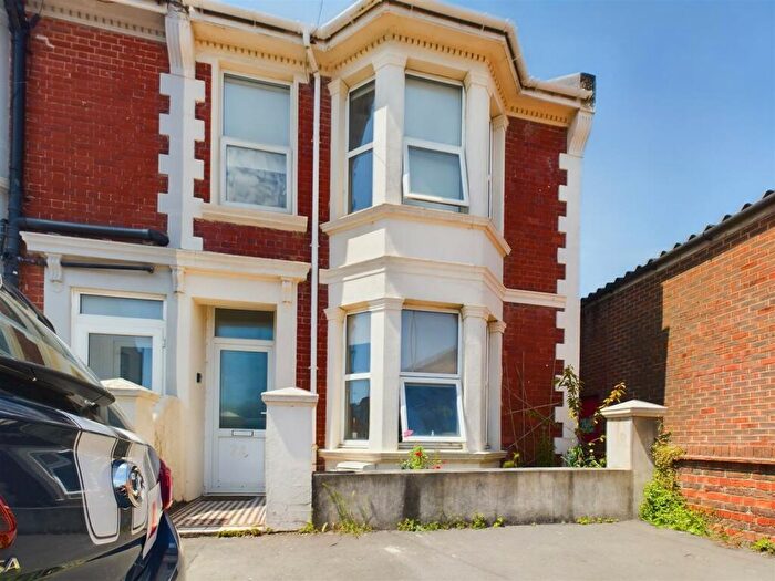 6 Bedroom End Of Terrace House To Rent In Arundel Street Brighton, BN2