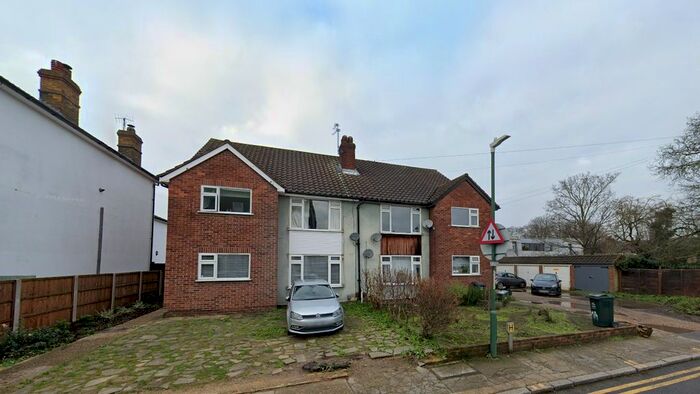 2 Bedroom Maisonette To Rent In Tower Road, Dartford, Kent DA1