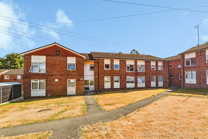 1 Bedroom Flat For Sale In Waiblingen Way, Devizes, SN10