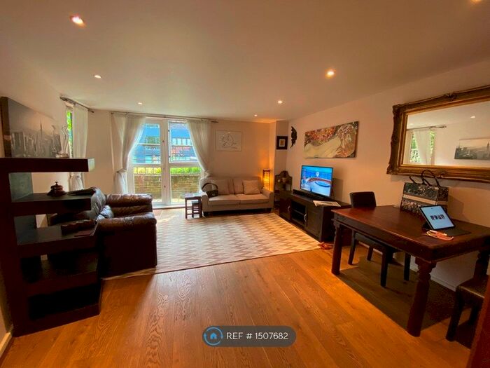 1 Bedroom Flat To Rent In Oxford Court, London, W9