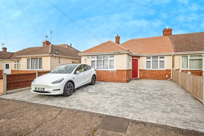 3 Bedroom Semi Detached Bungalow For Sale In Oakley Road, Harwich, CO12