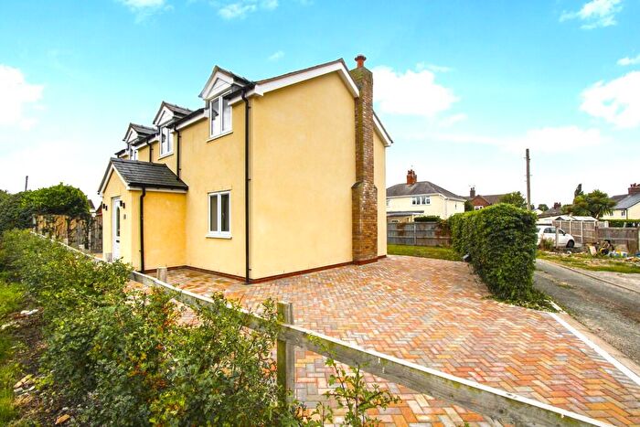 3 Bedroom Detached House For Sale In Crossways, Caergwrle, LL12