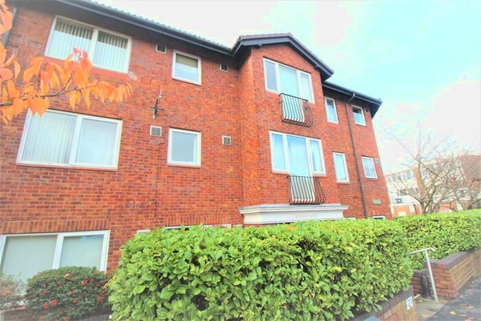 1 Bedroom Flat To Rent In Harrytown, Romiley, Stockport SK6
